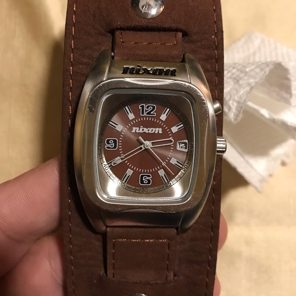 Nixon Powerslave brown